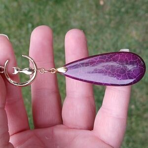 New Purple Dragon Vein Agate Teardrop  Cat On Crescent Moon Pendant.